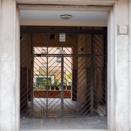 Casa Di Nadia 公寓 *